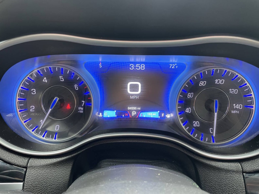 2021 Chrysler 300 Image 5