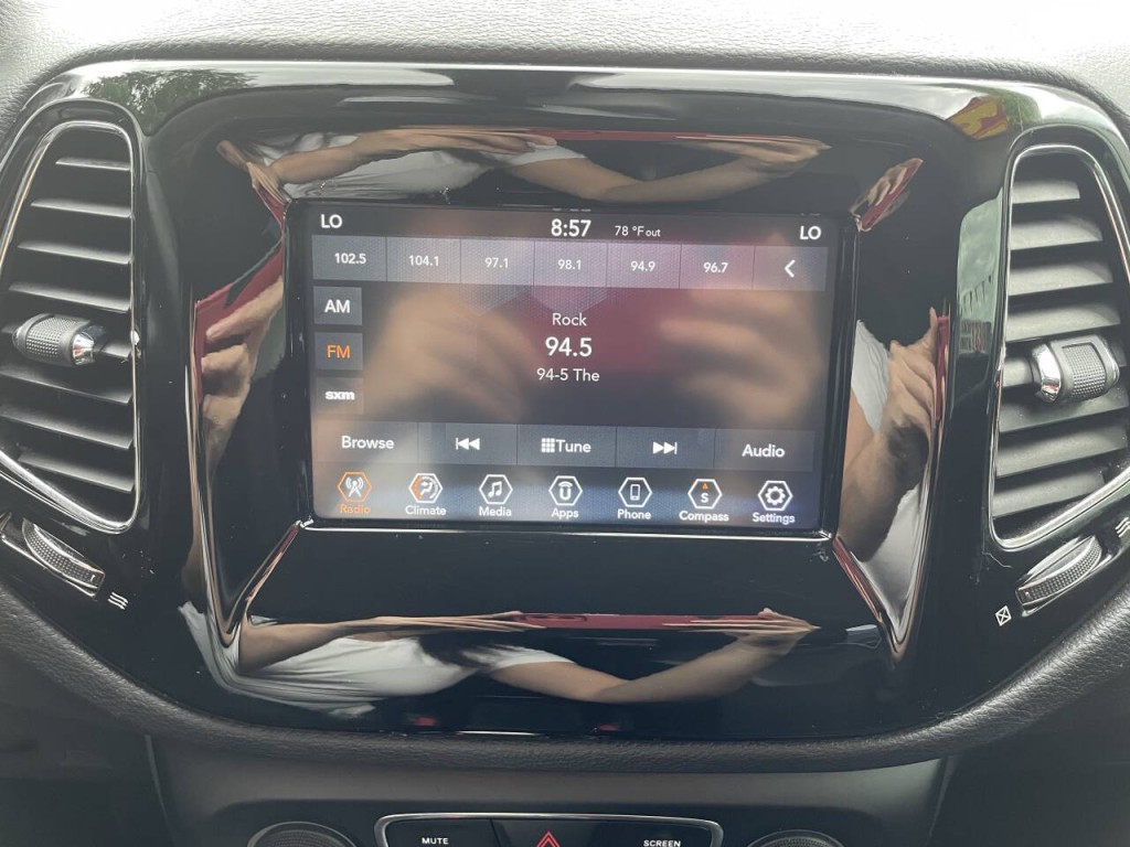 2019 Jeep Compass Image 10
