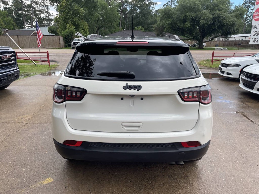 2019 Jeep Compass Image 19