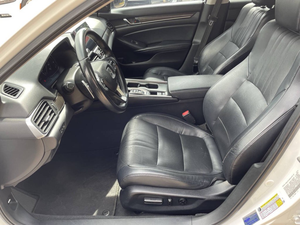 2018 Honda Accord Image 4