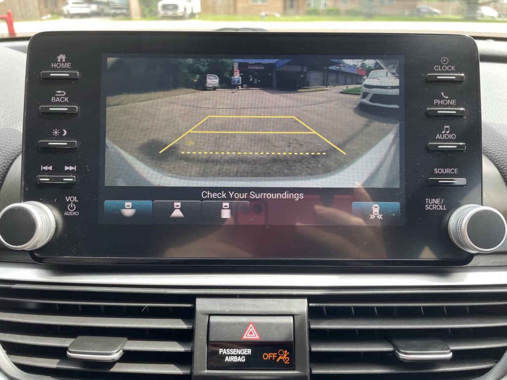 2018 Honda Accord Image 12