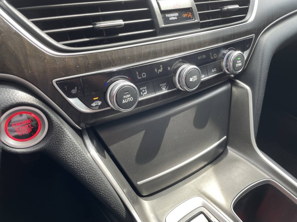 2018 Honda Accord Image 14