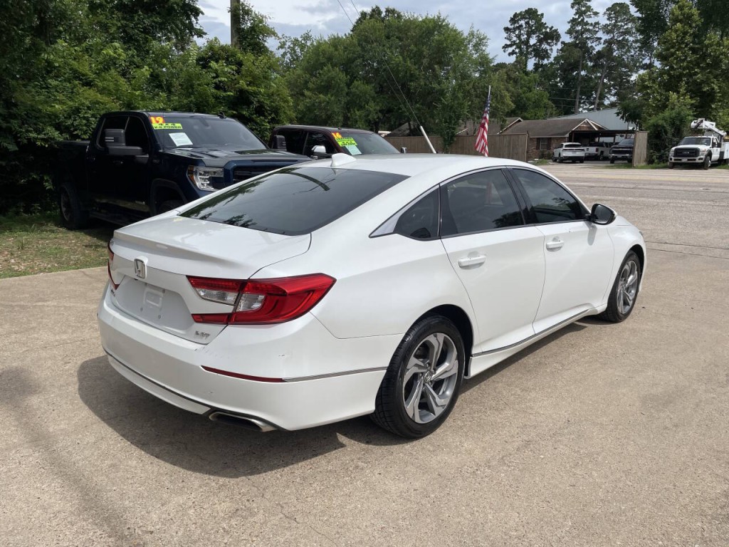 2018 Honda Accord Image 23