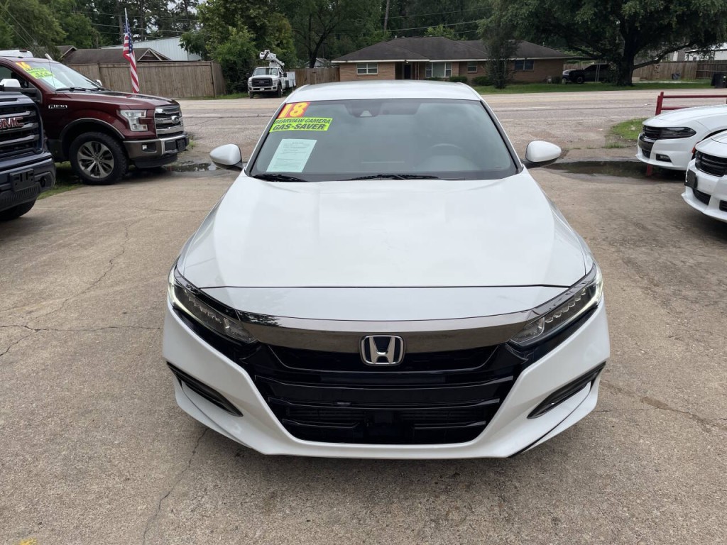 2018 Honda Accord Image 2
