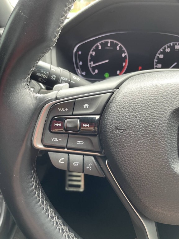 2018 Honda Accord Image 6