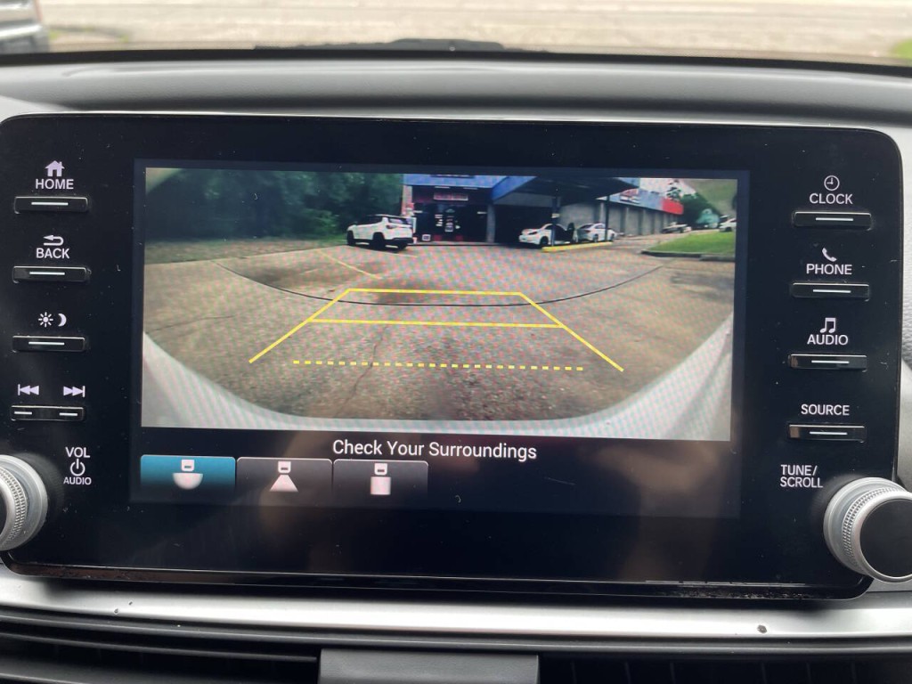 2018 Honda Accord Image 11