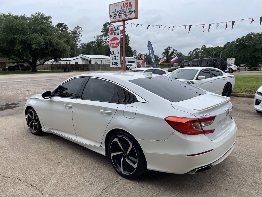 2018 Honda Accord Image 19