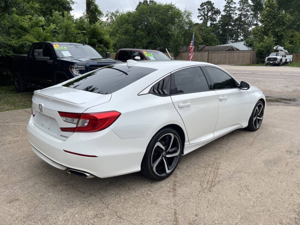 2018 Honda Accord Image 21