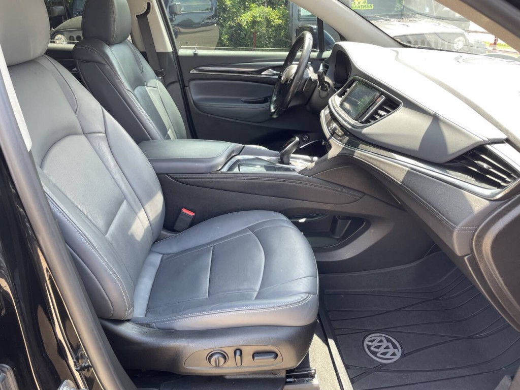 2021 Buick Enclave Image 15