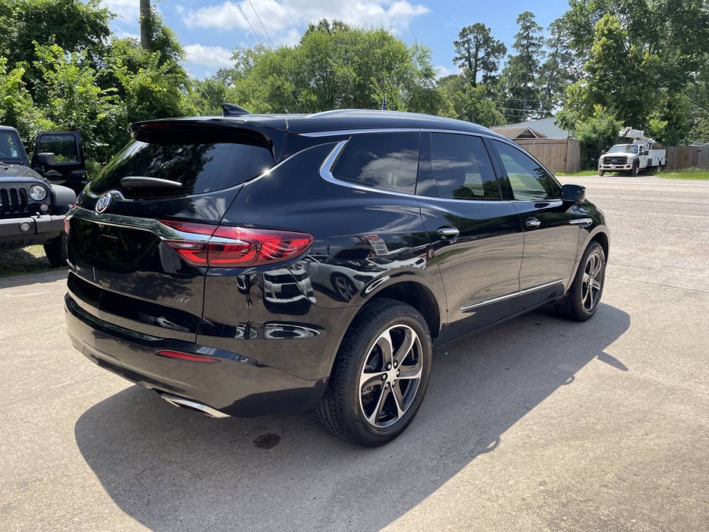 2021 Buick Enclave Image 24