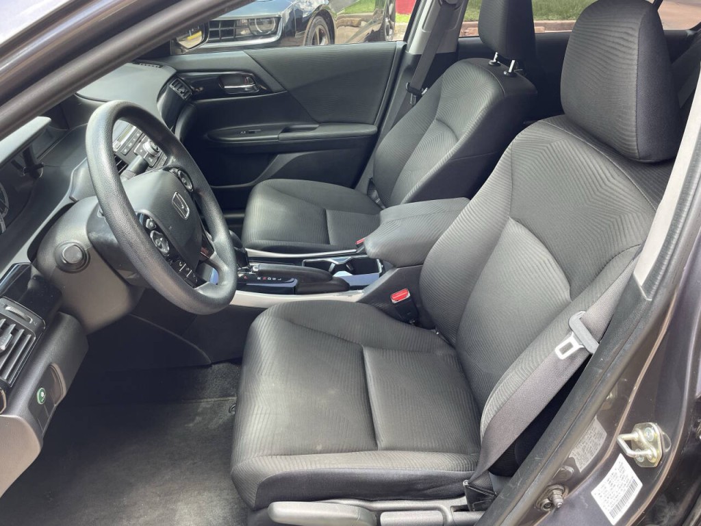2017 Honda Accord Image 4