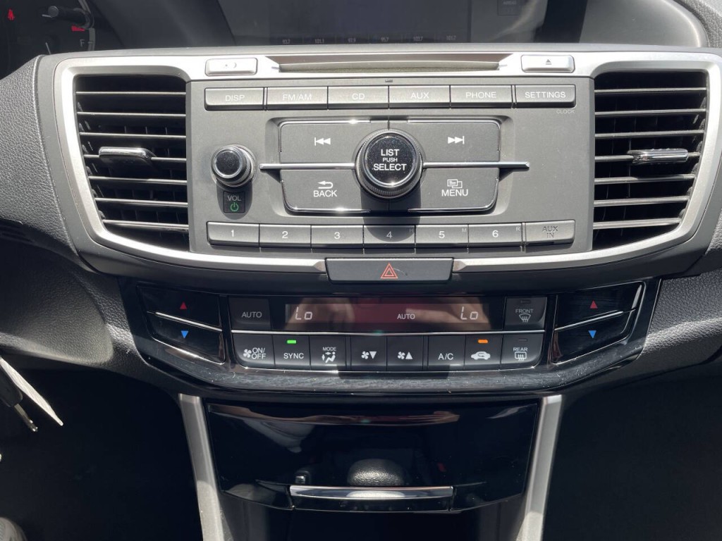 2017 Honda Accord Image 7