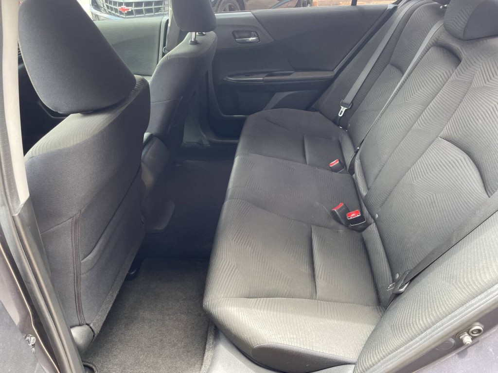 2017 Honda Accord Image 13