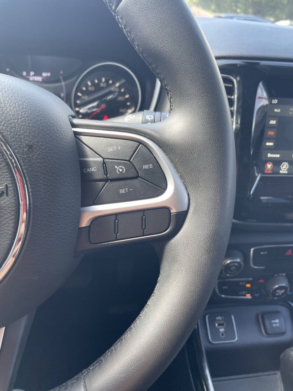 2021 Jeep Compass Image 9