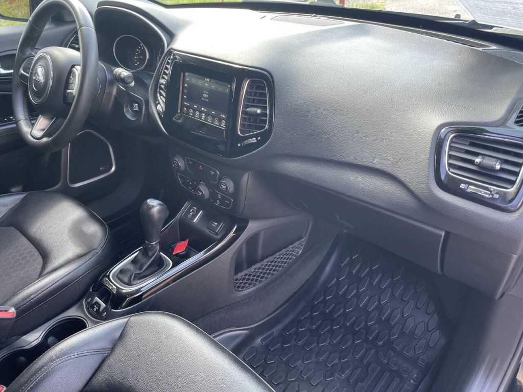 2021 Jeep Compass Image 15