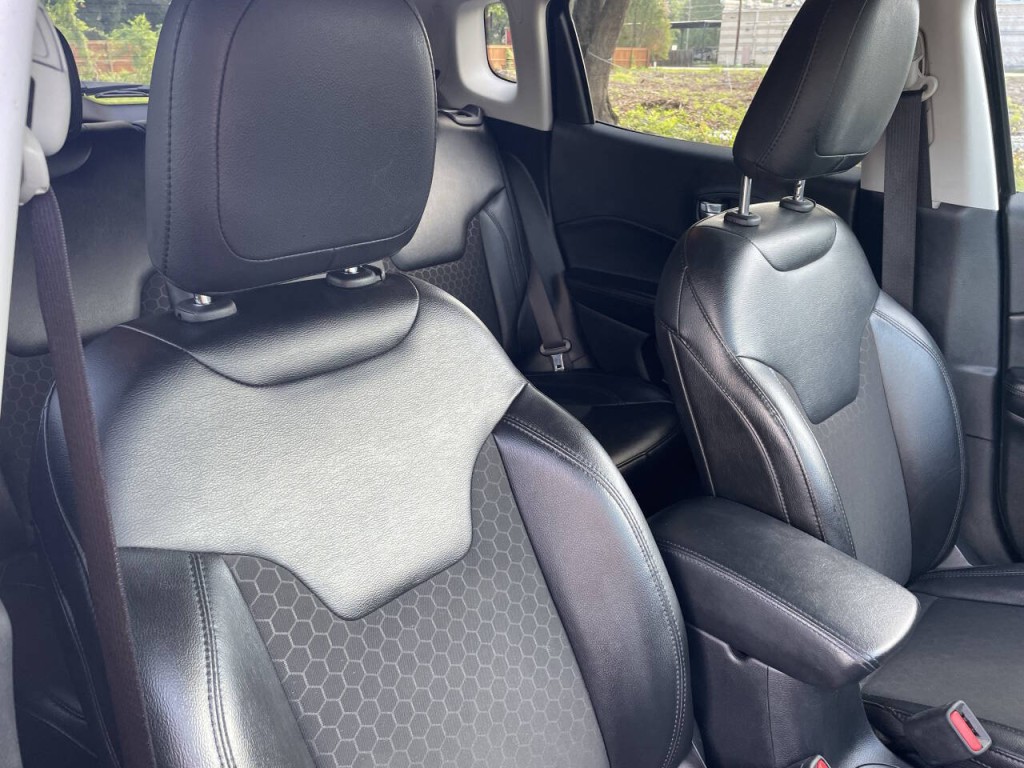 2021 Jeep Compass Image 16