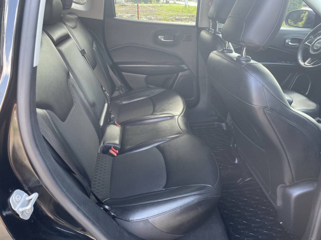 2021 Jeep Compass Image 17