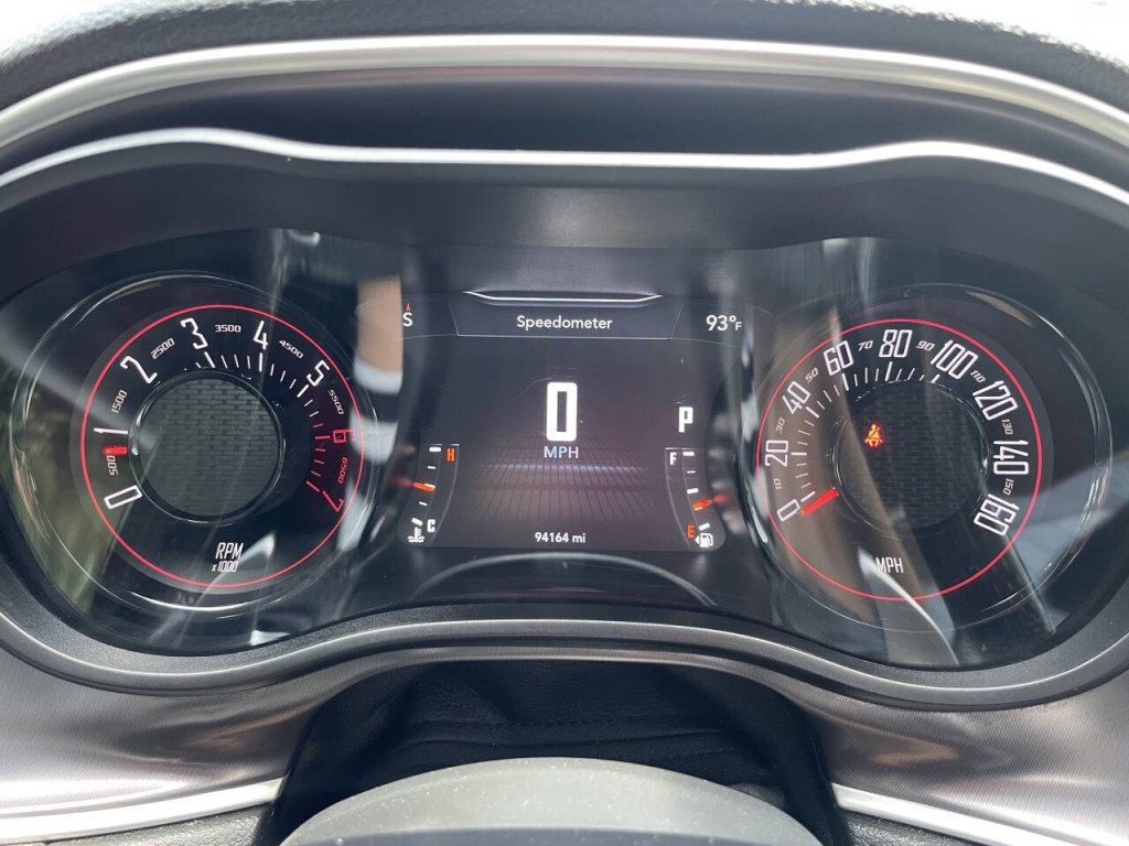 2021 Dodge Challenger Image 9