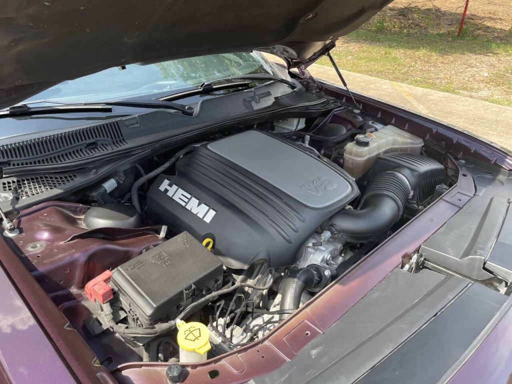 2021 Dodge Challenger Image 25