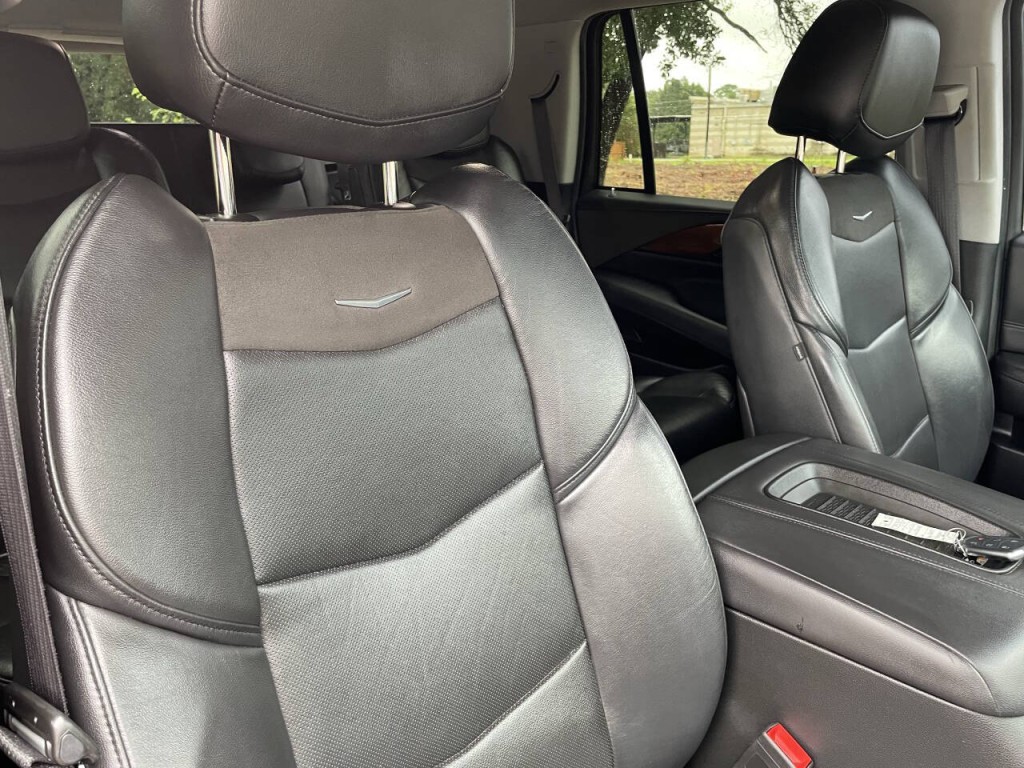 2019 Cadillac Escalade Image 20
