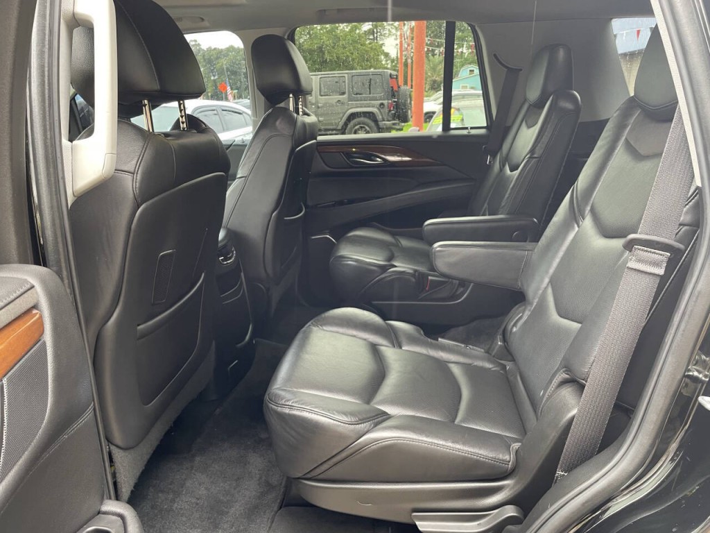 2019 Cadillac Escalade Image 21