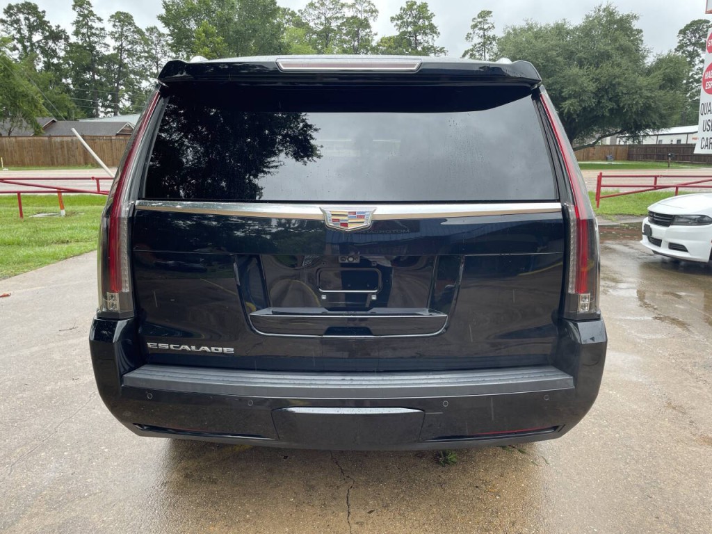 2019 Cadillac Escalade Image 28