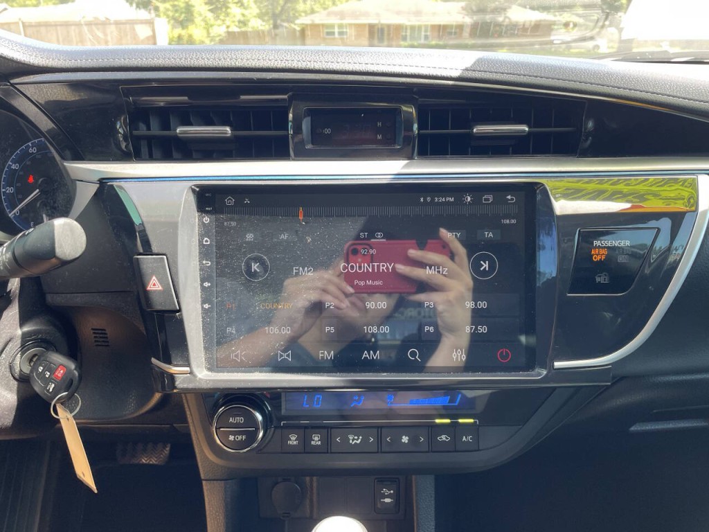 2016 Toyota Corolla Image 9