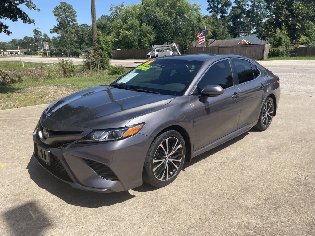 2018 Toyota Camry Image 3