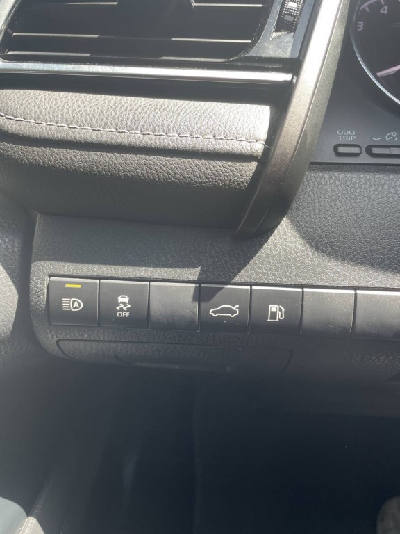 2018 Toyota Camry Image 5