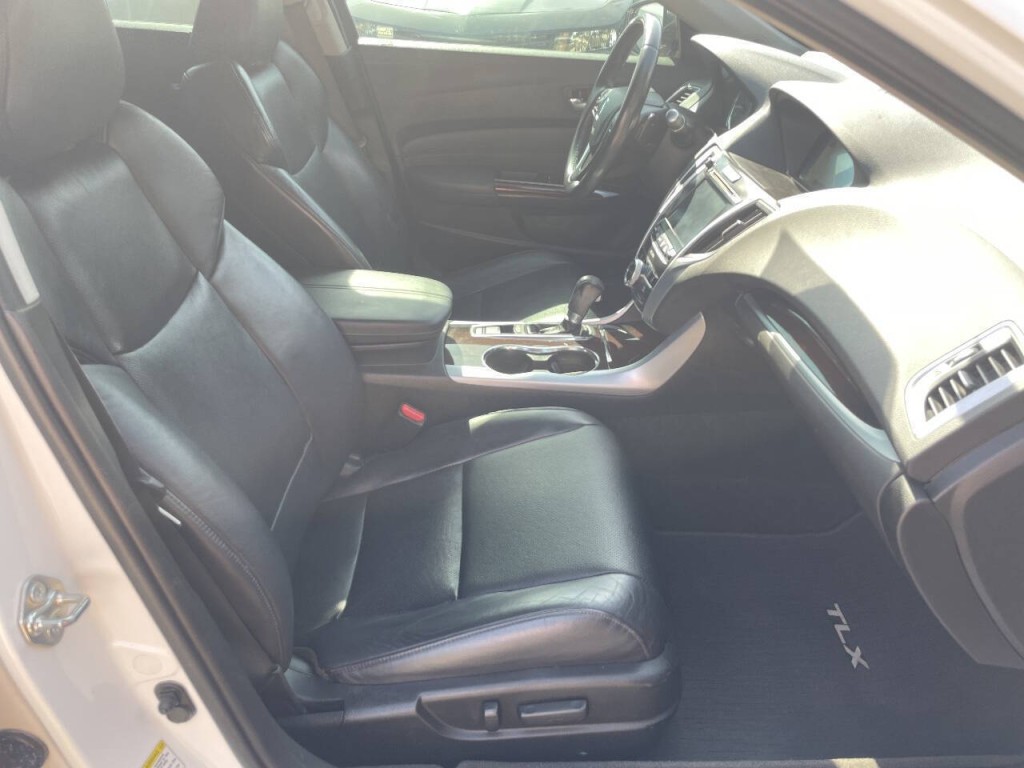 2015 Acura TL Image 16