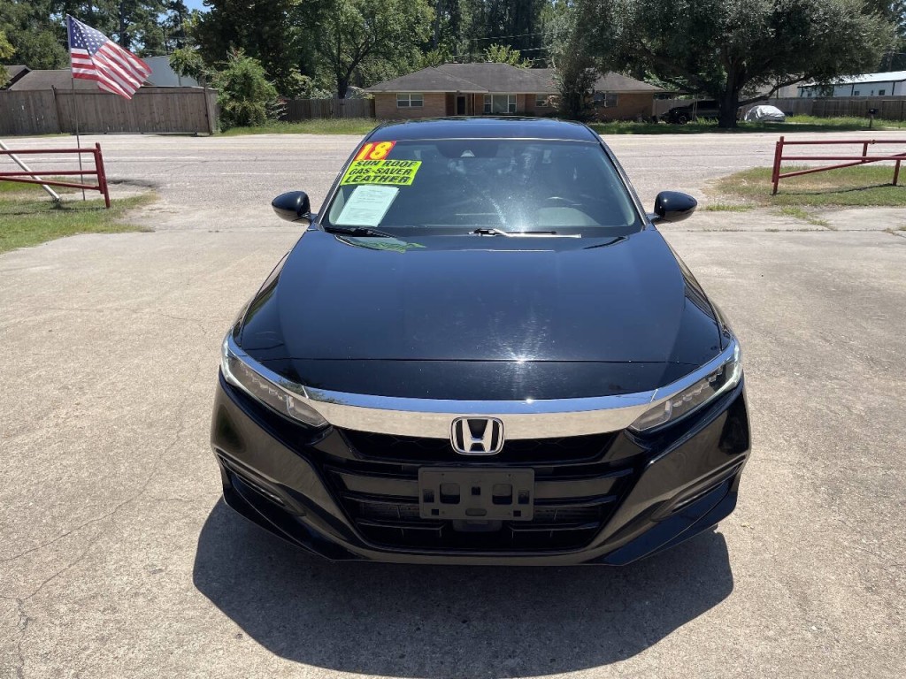 2018 Honda Accord Image 2