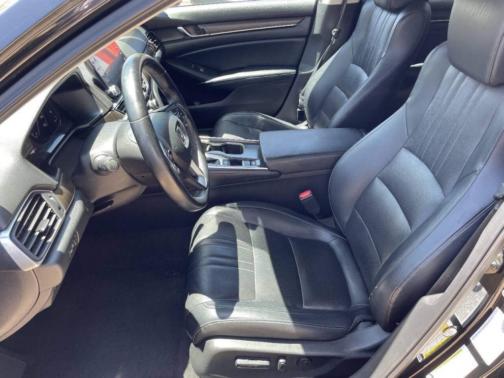 2018 Honda Accord Image 4
