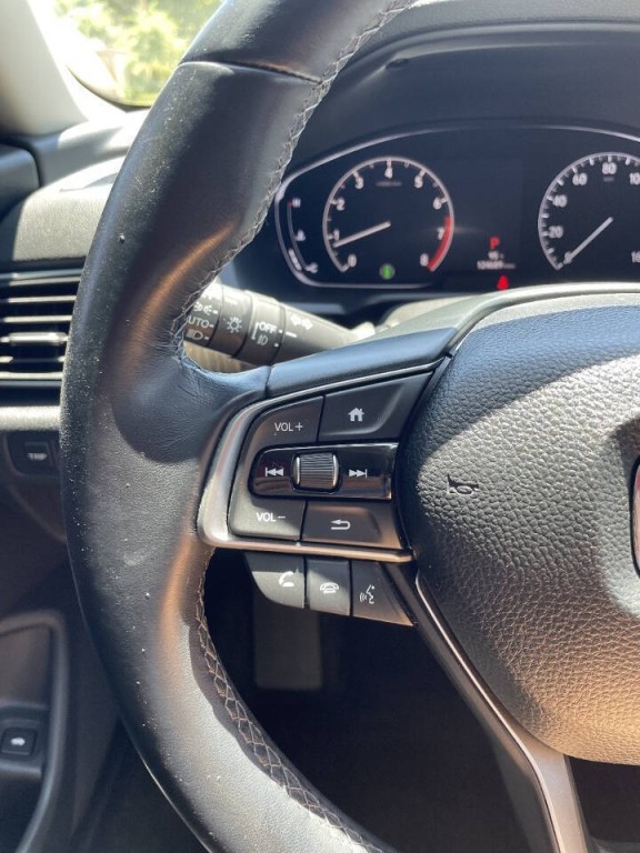 2018 Honda Accord Image 6