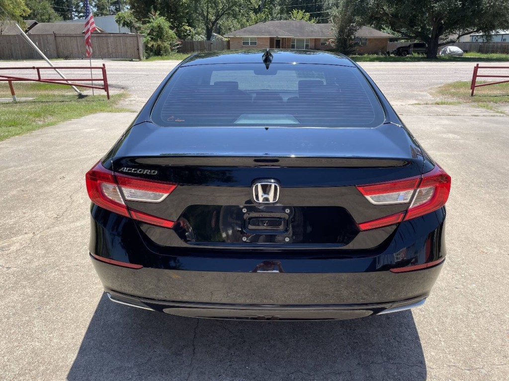 2018 Honda Accord Image 20