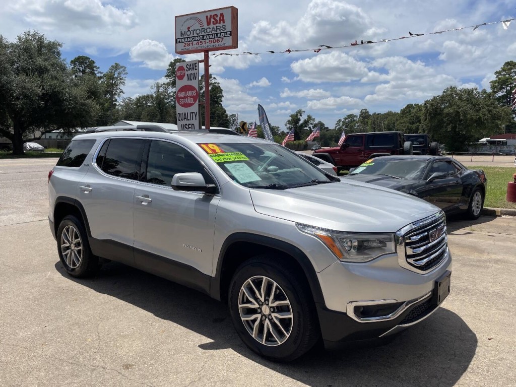2019 GMC Acadia Image 1