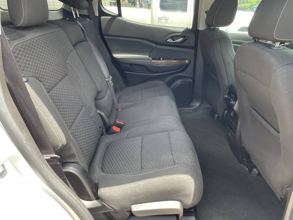 2019 GMC Acadia Image 18