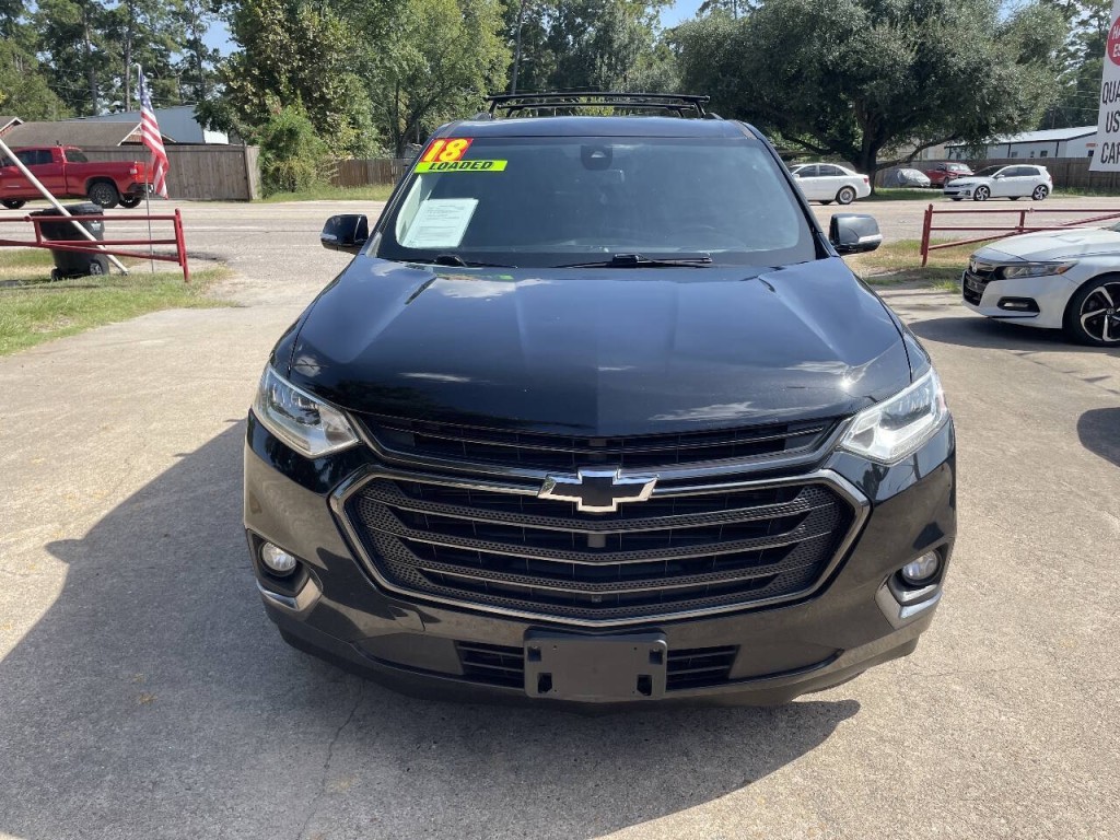 2018 Chevrolet Traverse Image 2