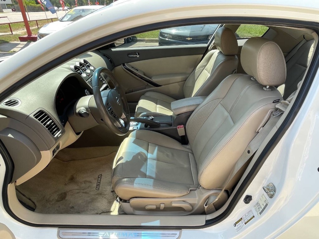 2012 Nissan Altima Image 4