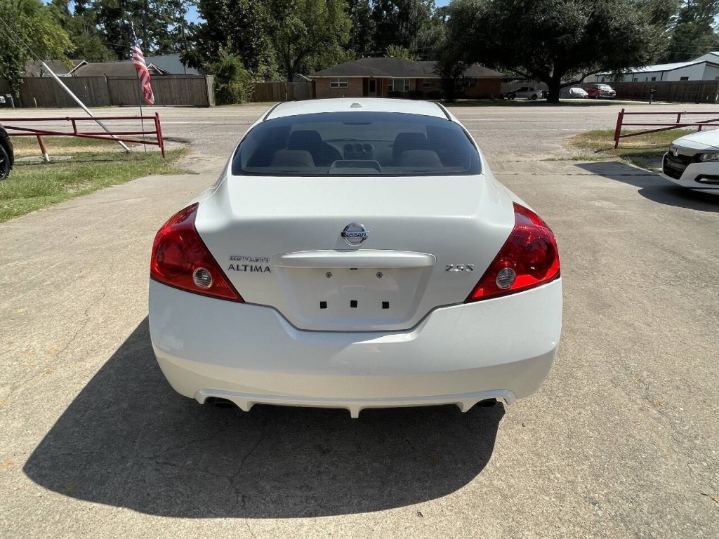 2012 Nissan Altima Image 19