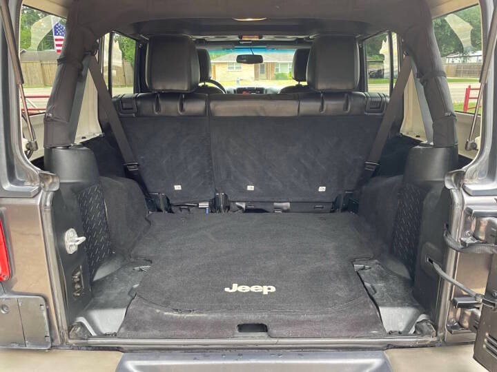 2016 Jeep Wrangler Unlimited Image 12