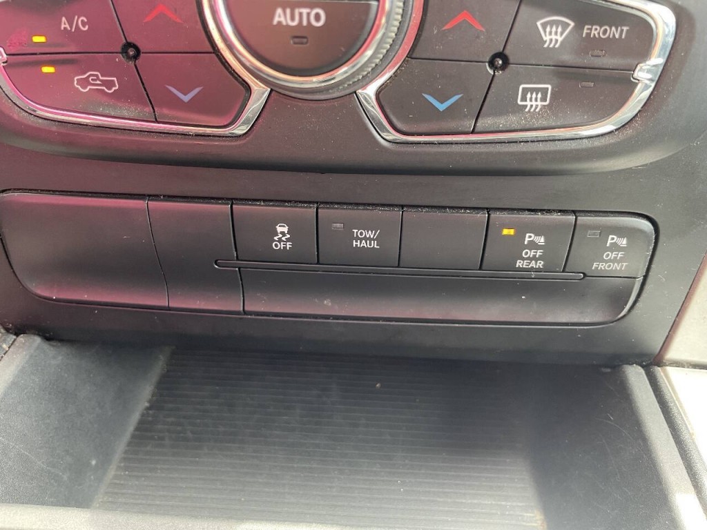 2017 RAM 1500 Image 12