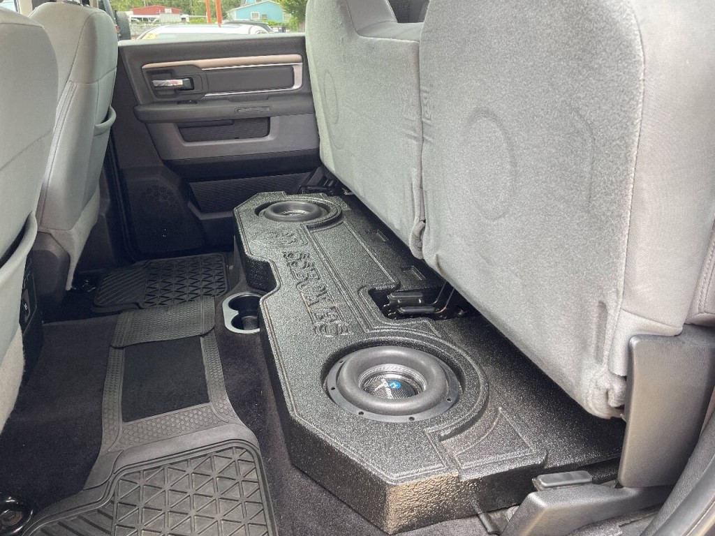 2017 RAM 1500 Image 18