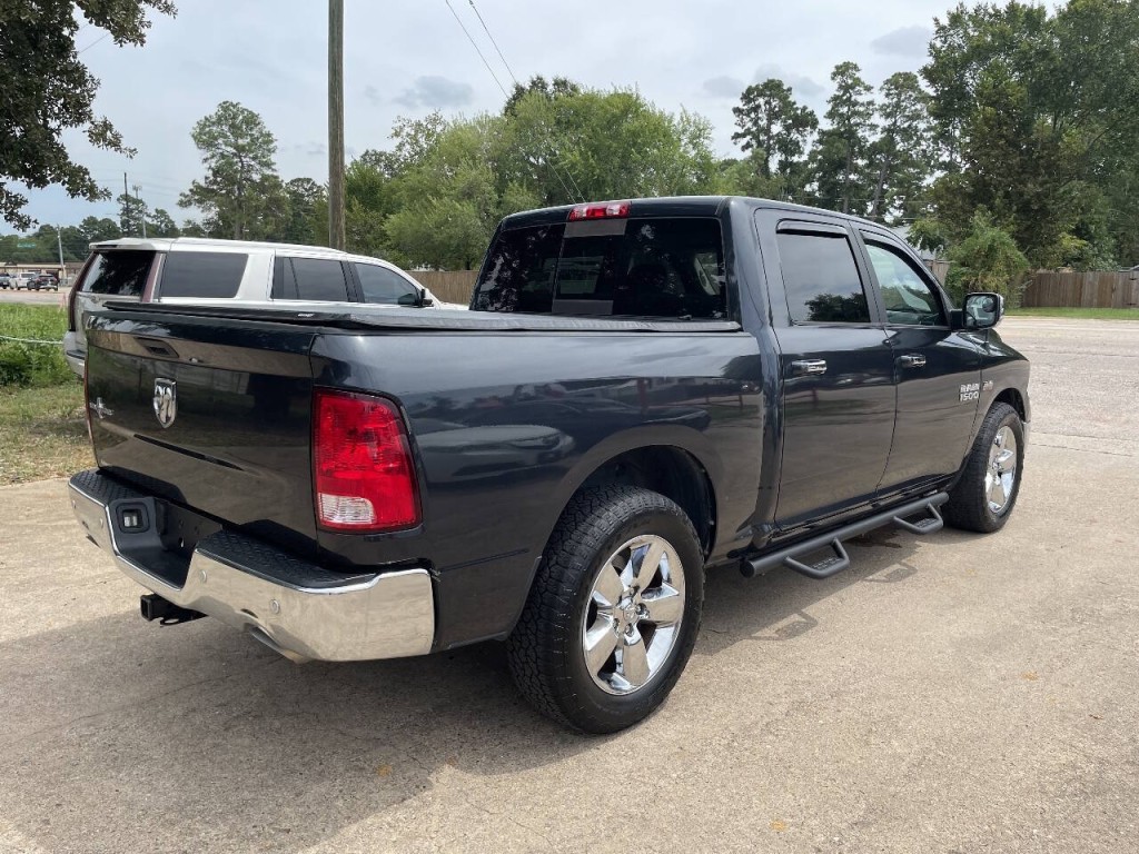 2017 RAM 1500 Image 23