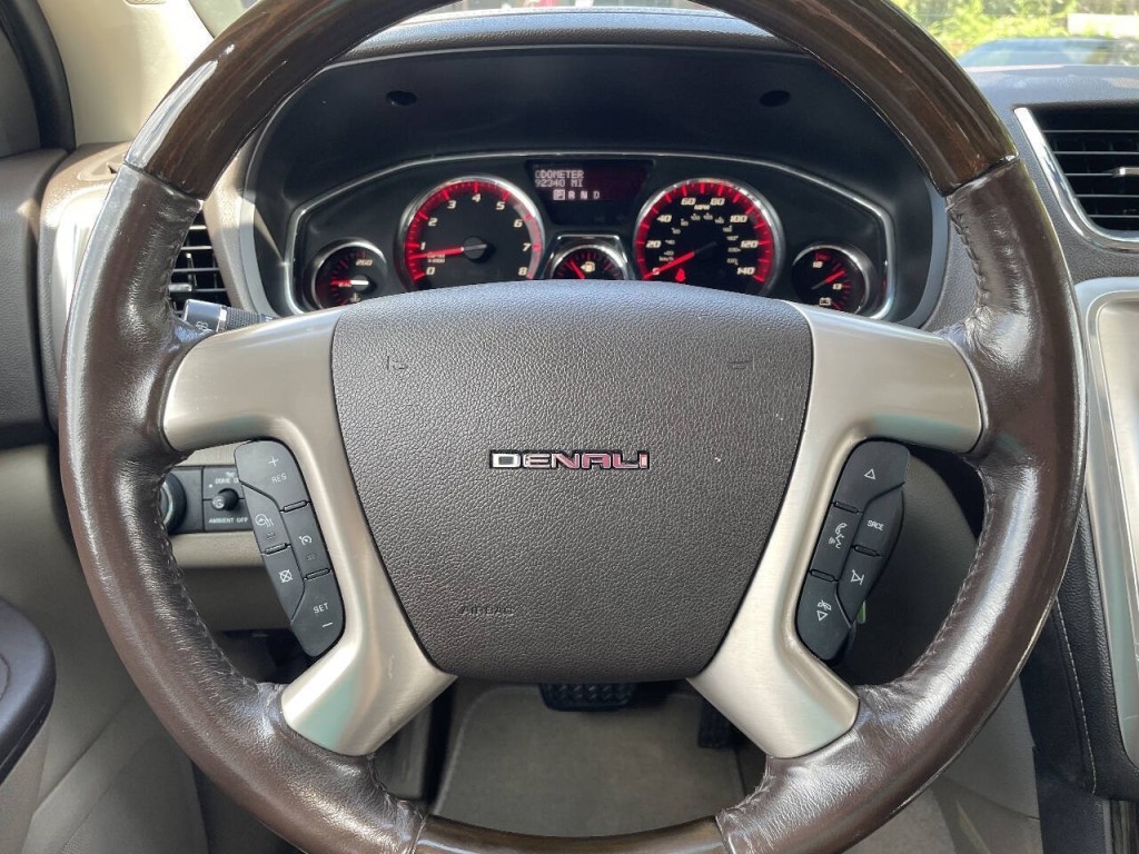 2015 GMC Acadia Image 7