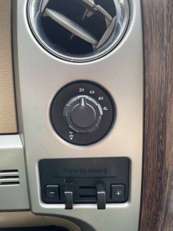 2014 Ford F-150 Image 9