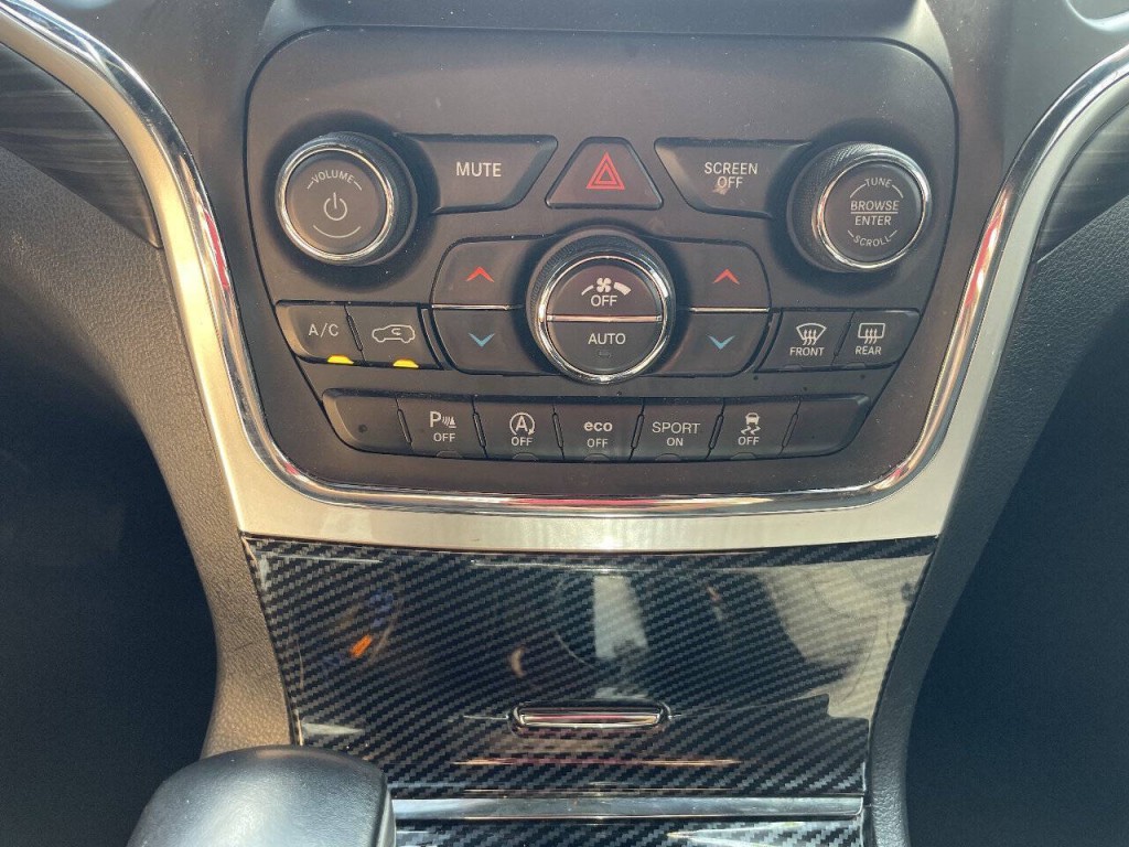 2020 Jeep Grand Cherokee Image 12