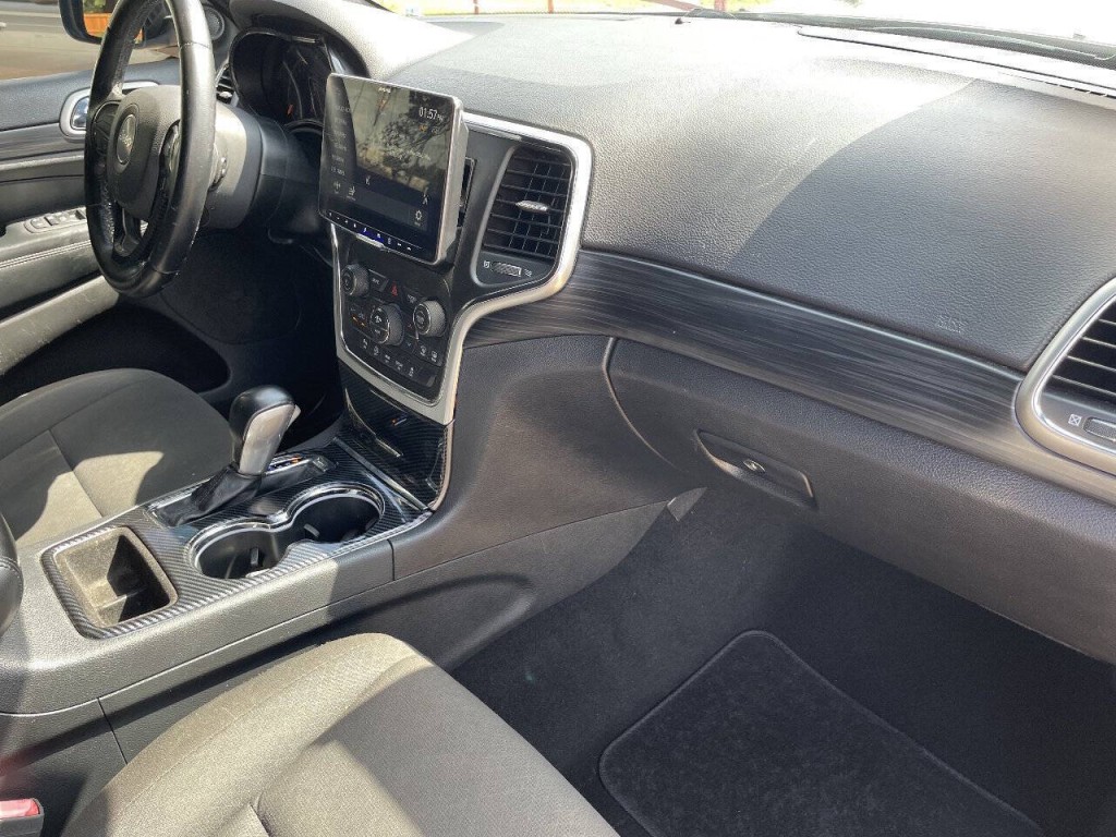 2020 Jeep Grand Cherokee Image 15