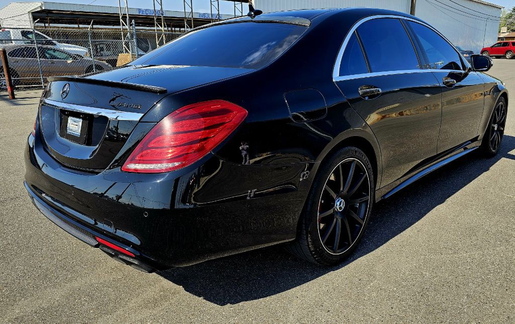 2015 Mercedes-Benz S-Class Image 5