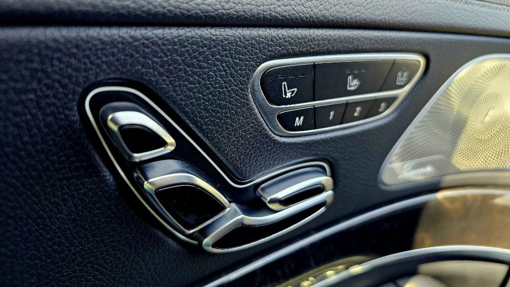 2015 Mercedes-Benz S-Class Image 19