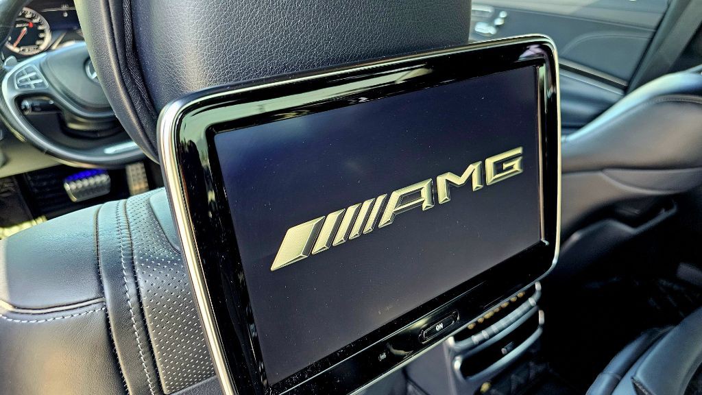 2015 Mercedes-Benz S-Class Image 38